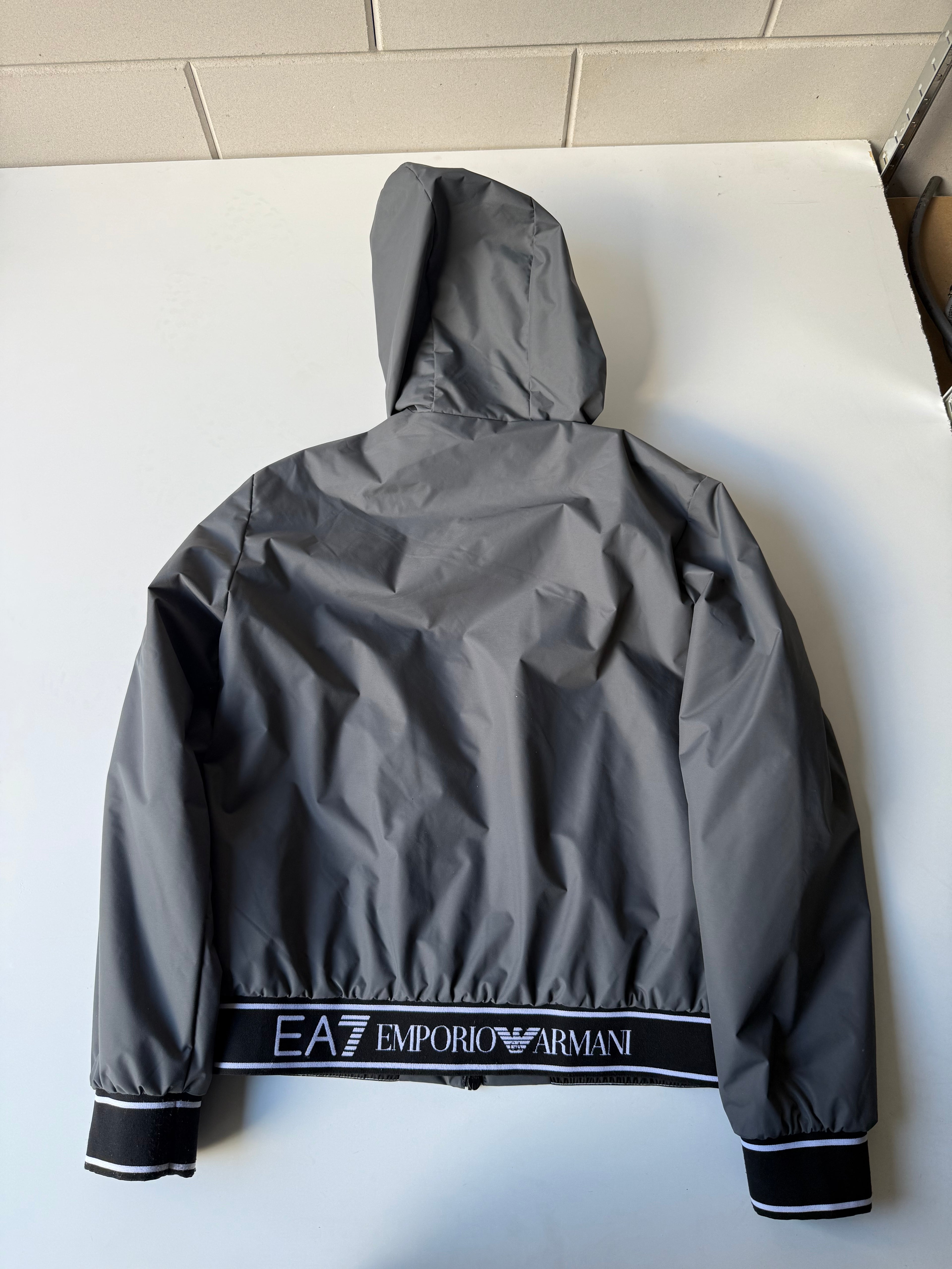 EA7 Emporio Armani windjack- Size  S