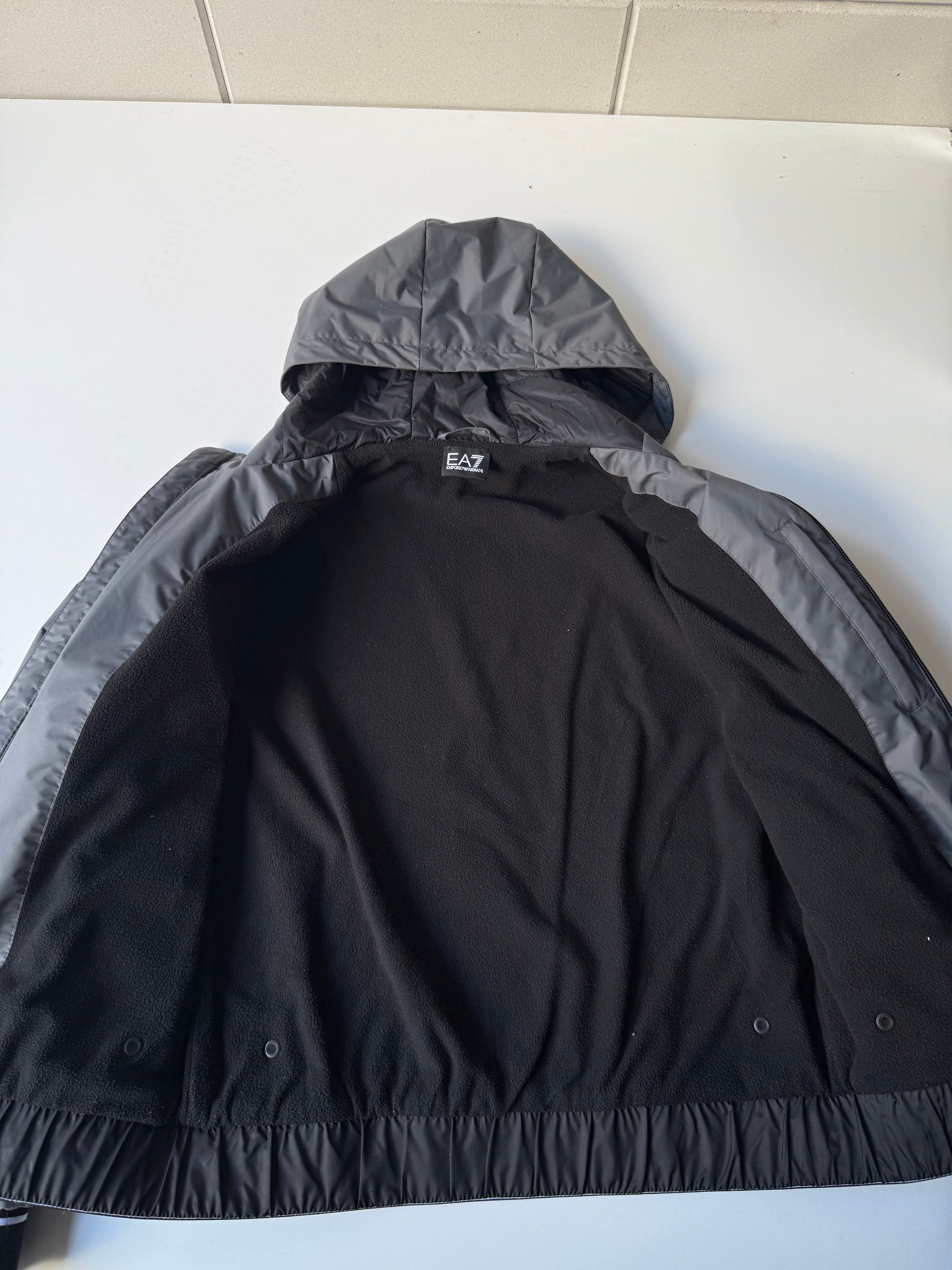 EA7 Emporio Armani windjack- Size  S
