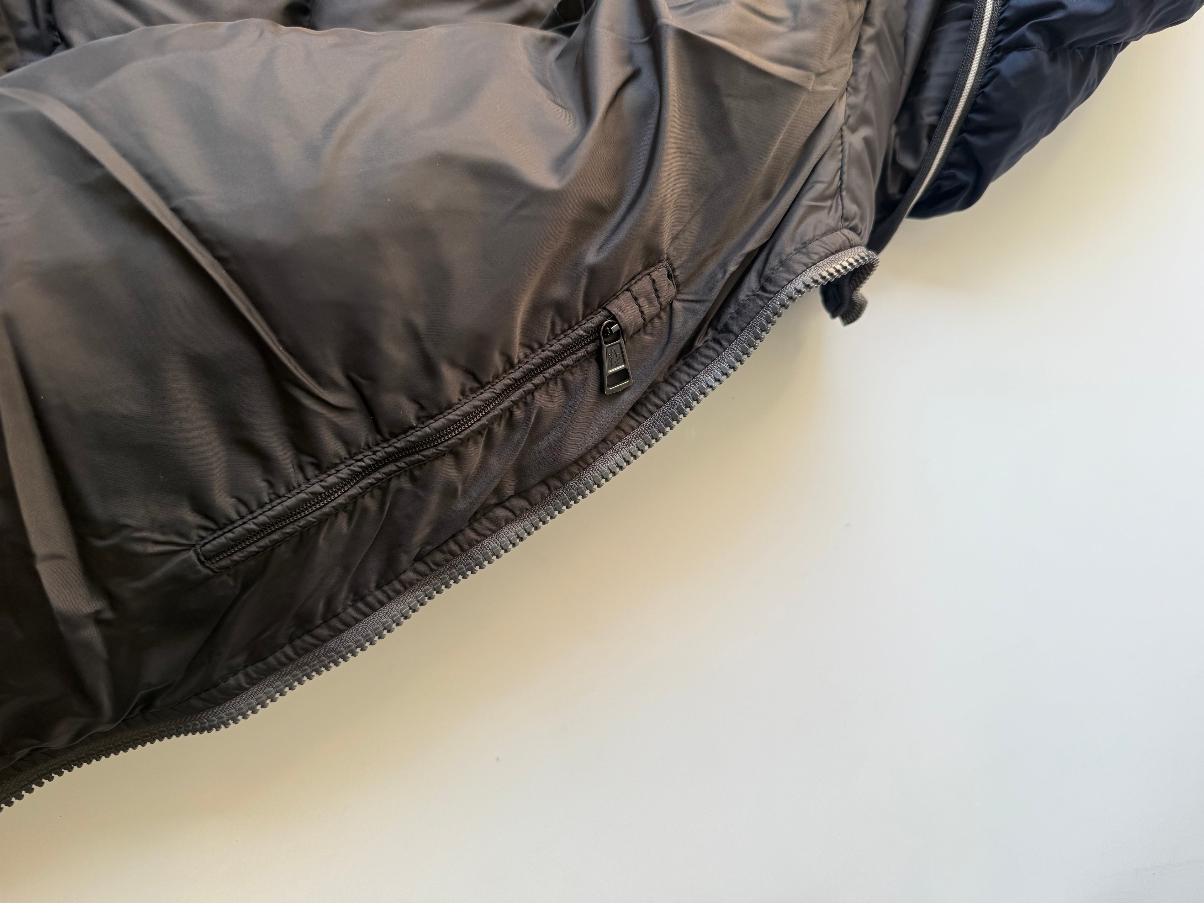 Moncler Thomas Giubbotto Down Jacket- Size M