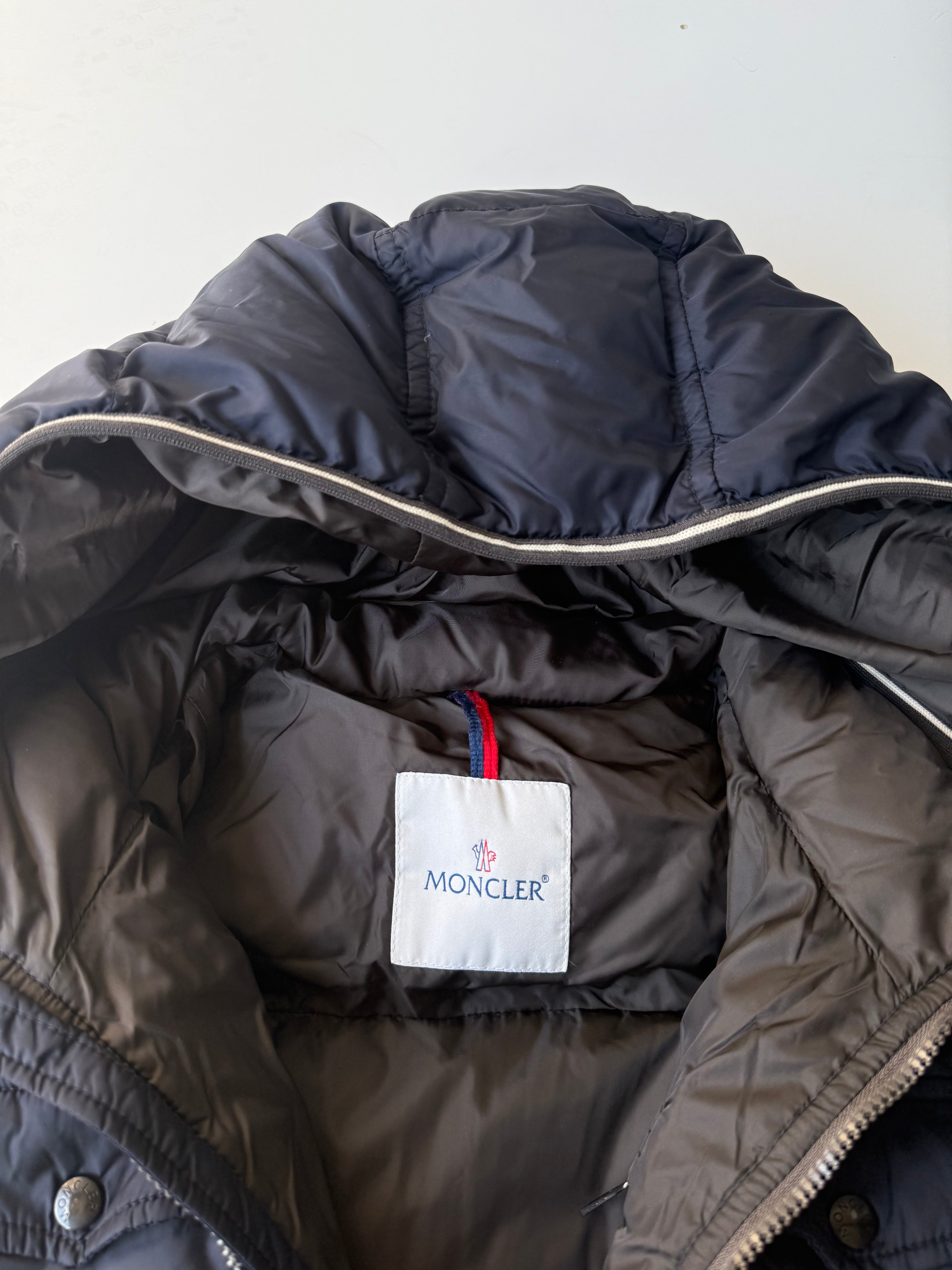 Moncler Thomas Giubbotto Down Jacket- Size M