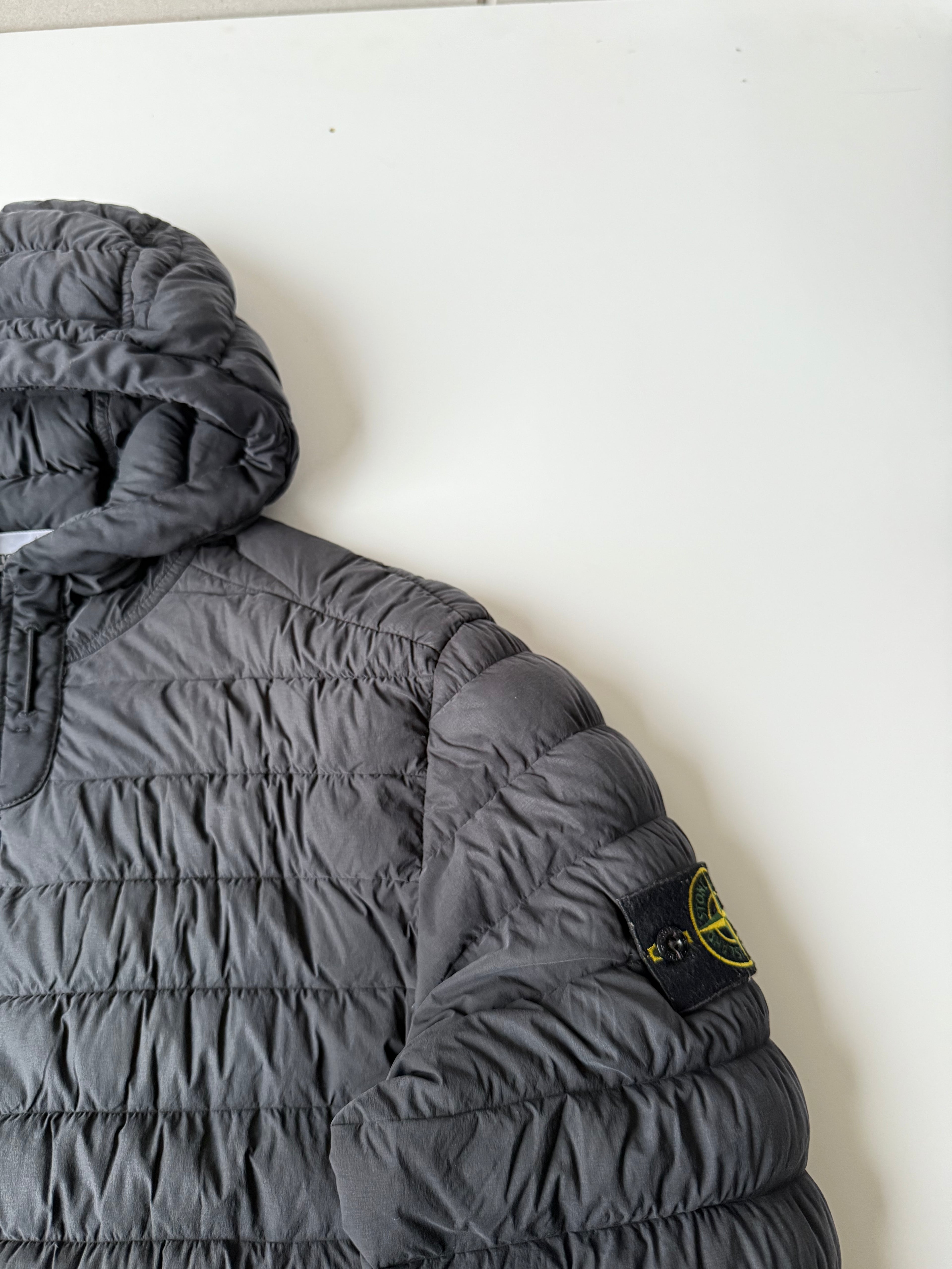 Stone Island down Jacket black- Size M