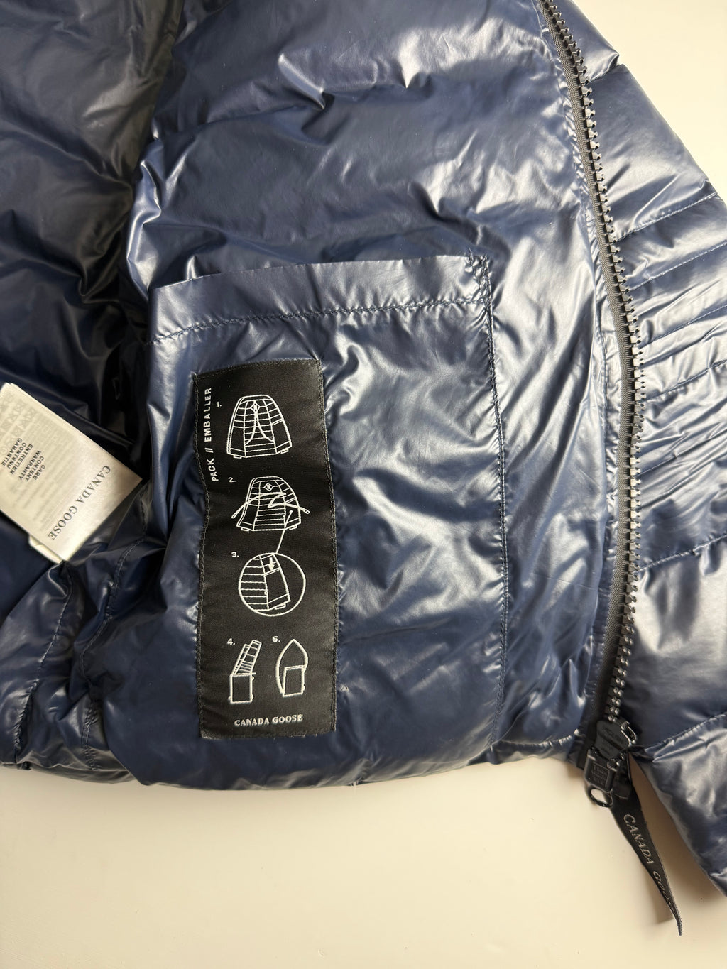 Canada Goose “Crofton” Jacket navy blue - Size M