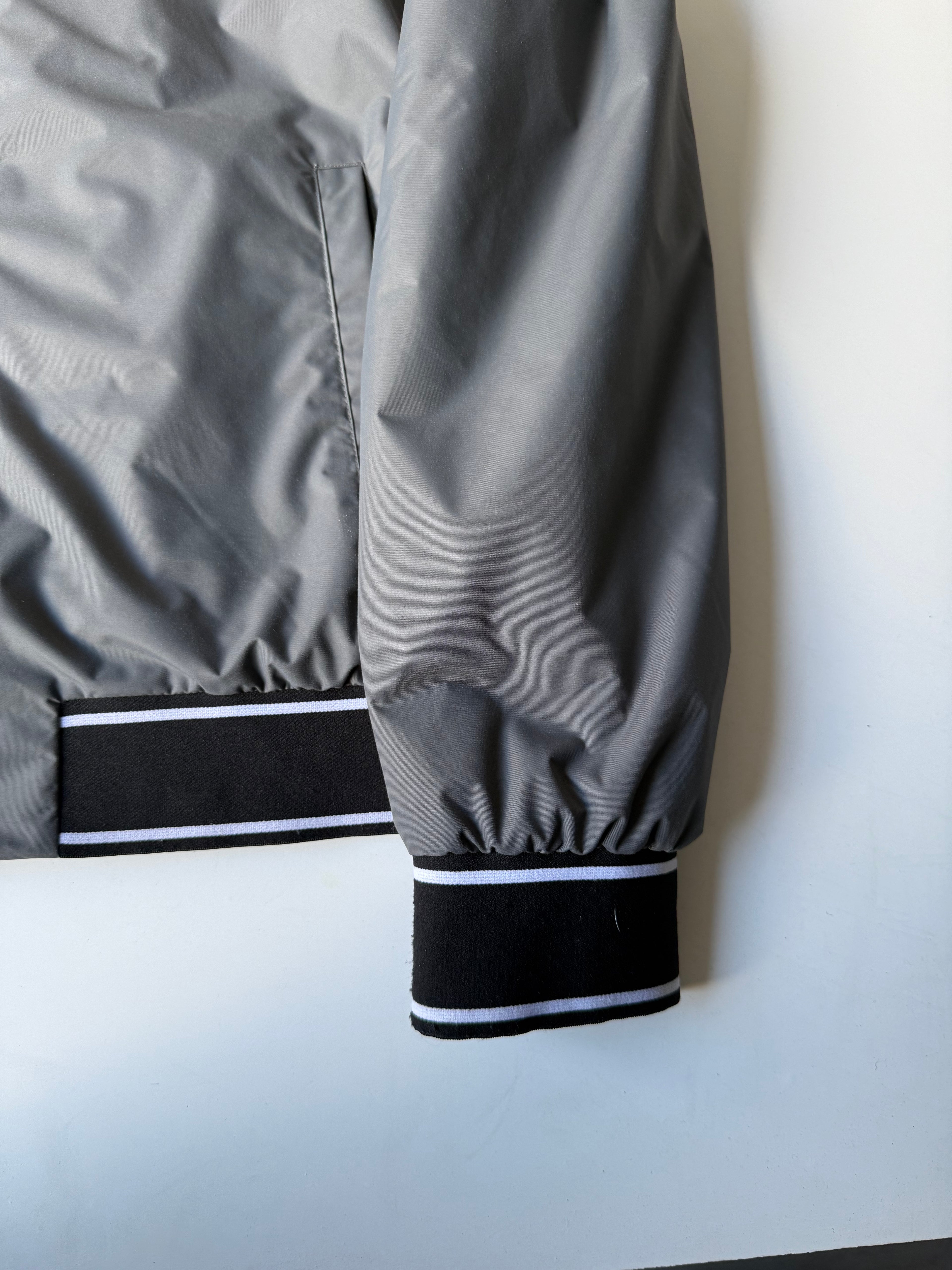 EA7 Emporio Armani windjack- Size  S