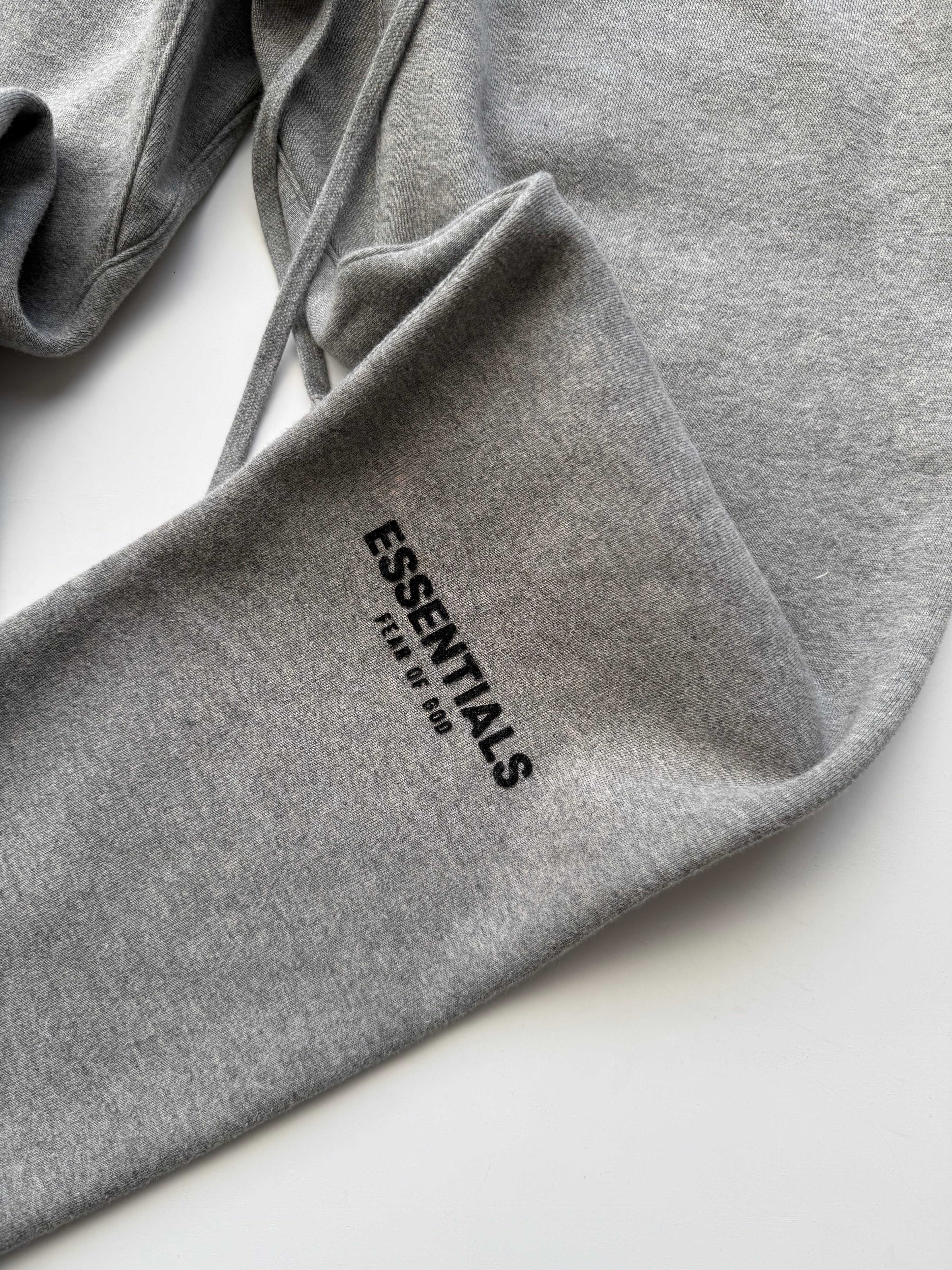 Fear Of God Essentials jogger dark oatmeal - Size S