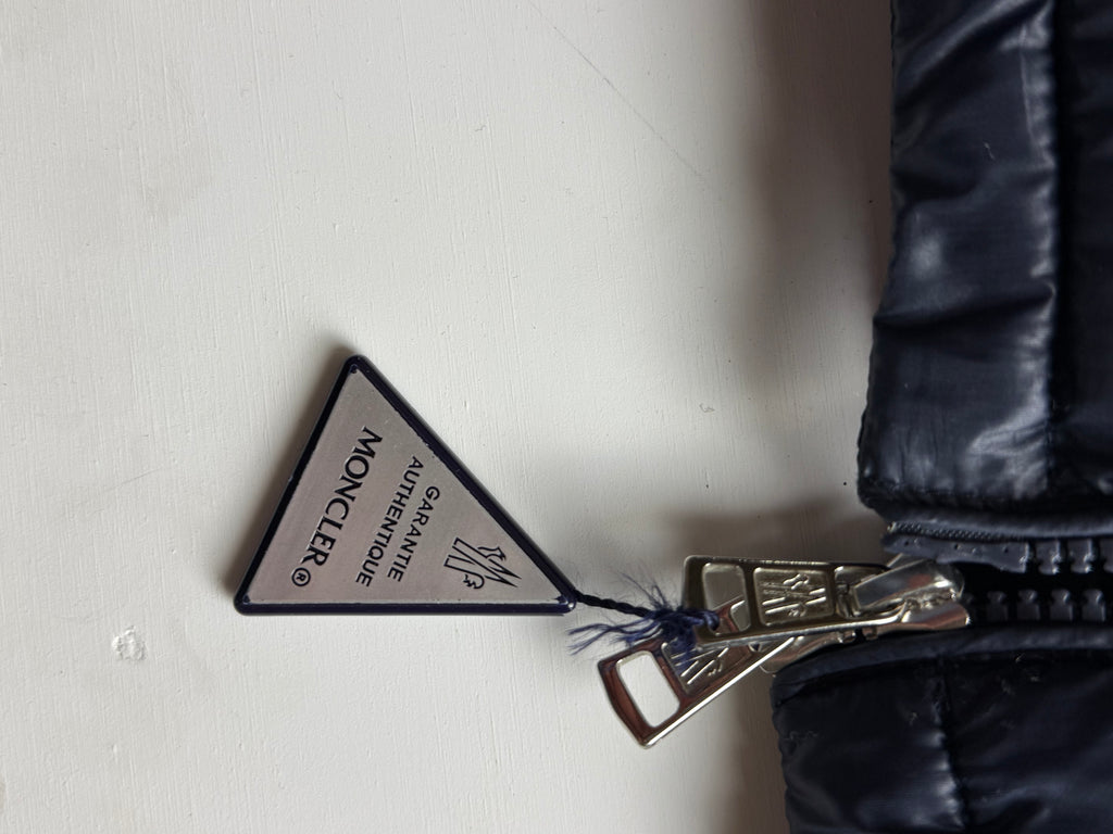 Moncler Lambot Puffer Down Jacket in marineblauw- Size m