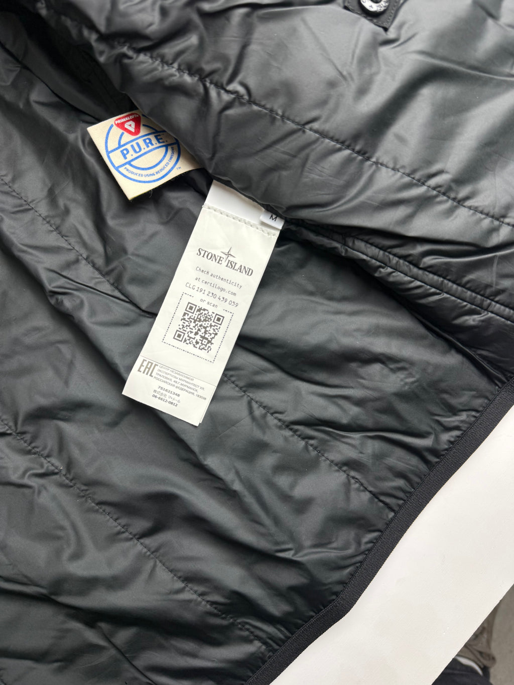 Stone Island Light Soft Shell-R e.dye Technology Jacket Black - Size m