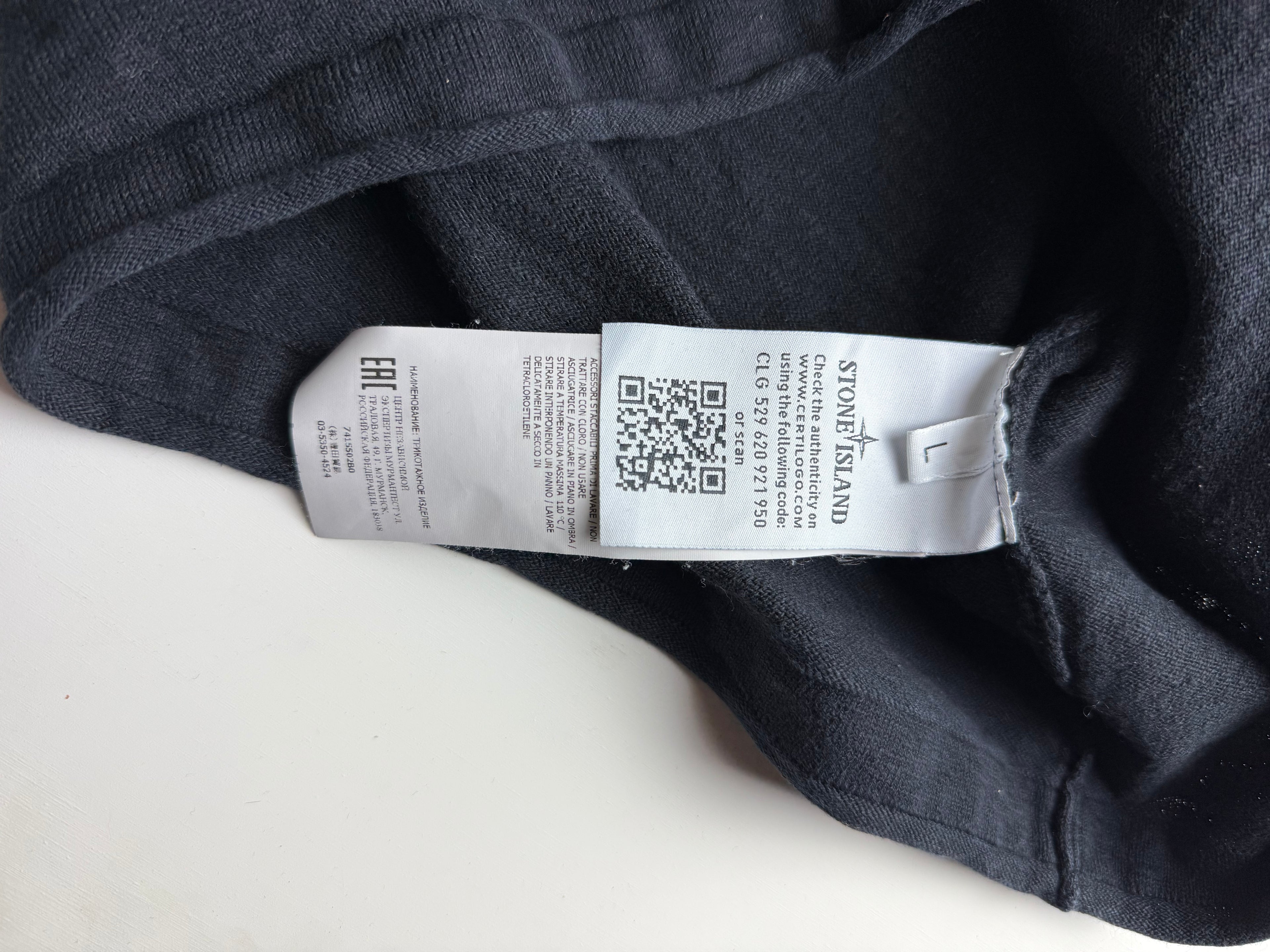 Stone Island sweater Black- Size L