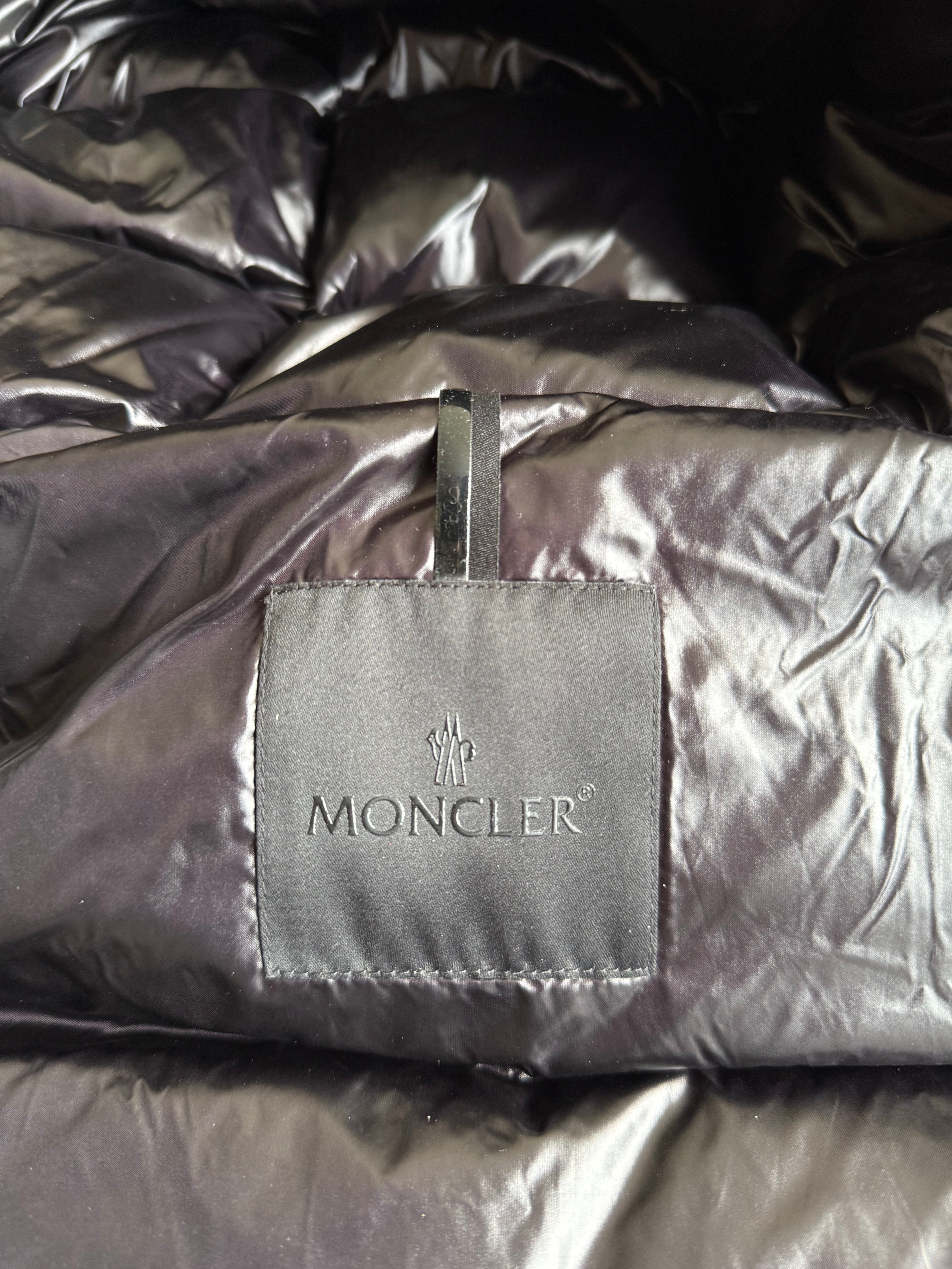 Moncler madeira jacket black- Size xs
