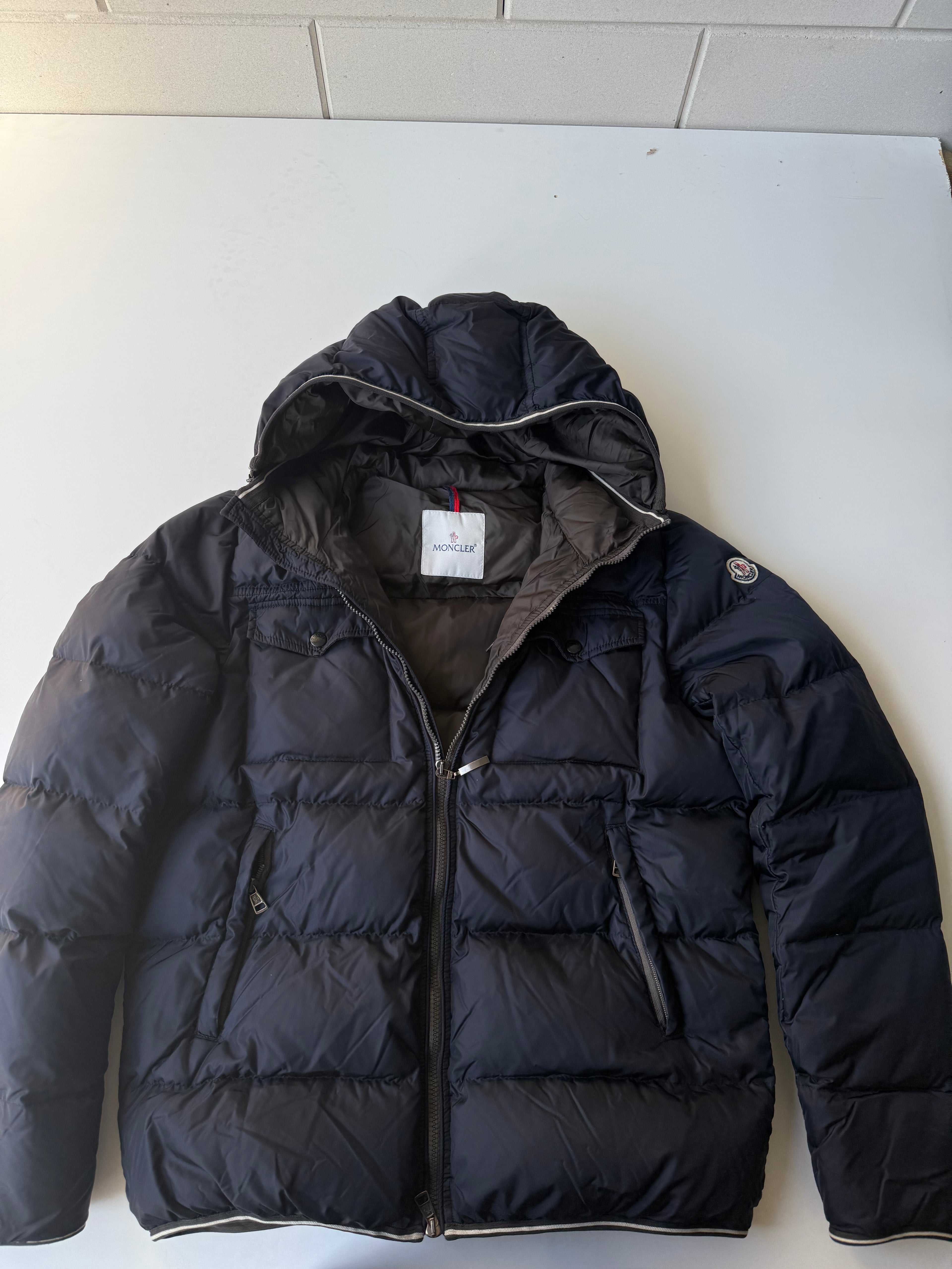 Moncler Thomas Giubbotto Down Jacket- Size M