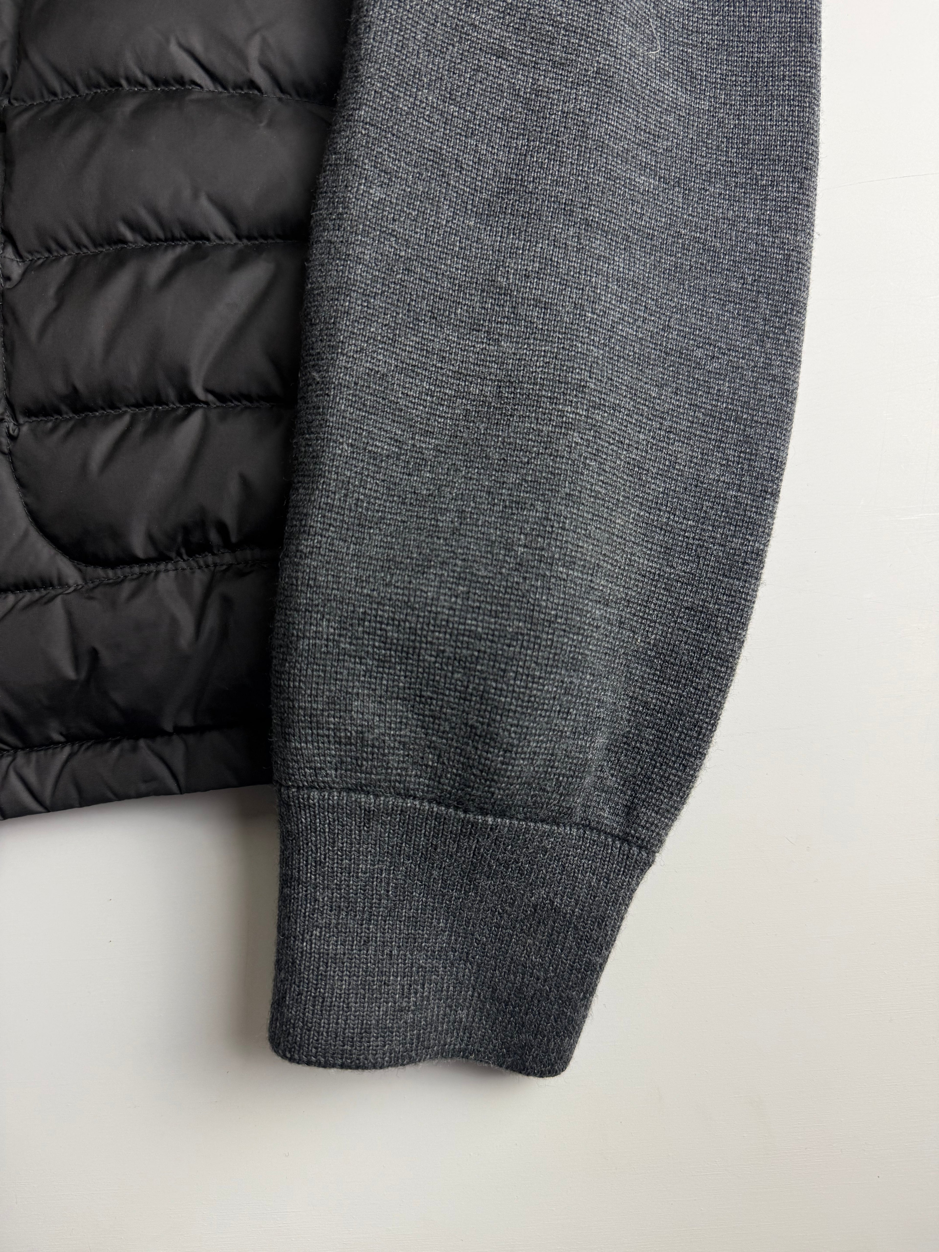 Moncler Maglione Tricot Cardigan grey - Size M